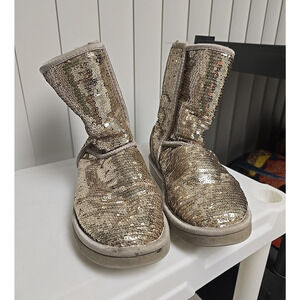 Y2K UGG Australia Gold Sequin Sparkle Classic Short Winter Snow Boots Womans 7